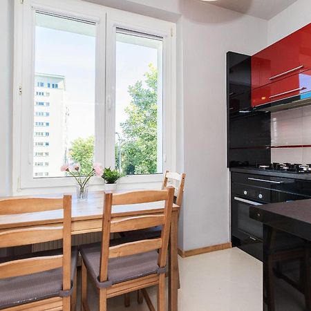 Shortstaypoland Stanow Zjednoczonych Warsaw Luaran gambar